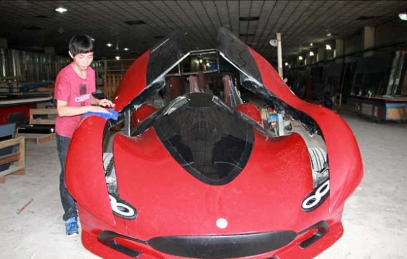 Illustration for article titled Chinese Supercar!